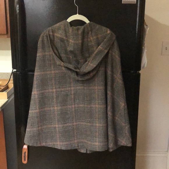 PLAID PONCHO - Picture 2 of 3